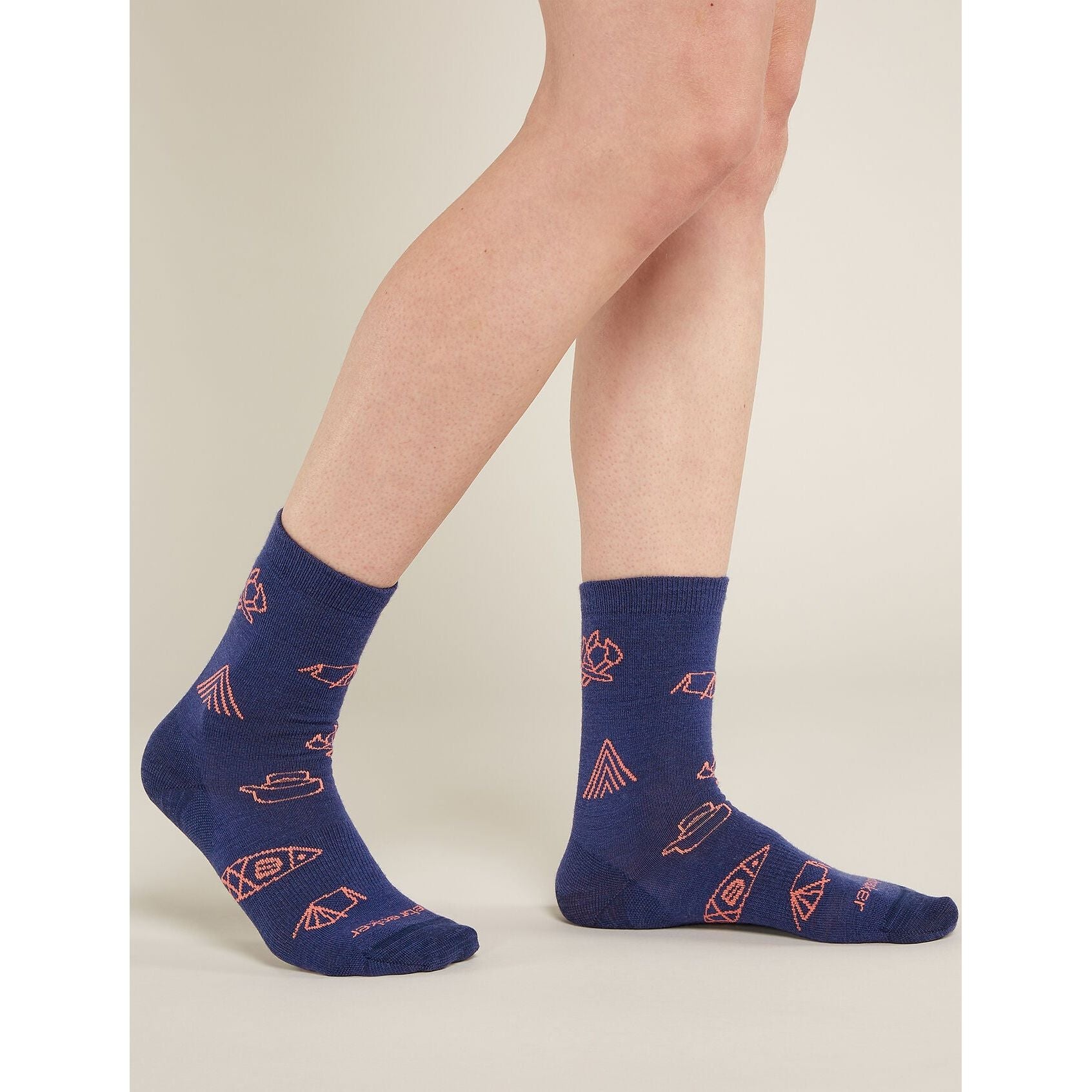 Icebreaker Women's Merino Lifestyle Ultralight Crew Camp Essentials Sock