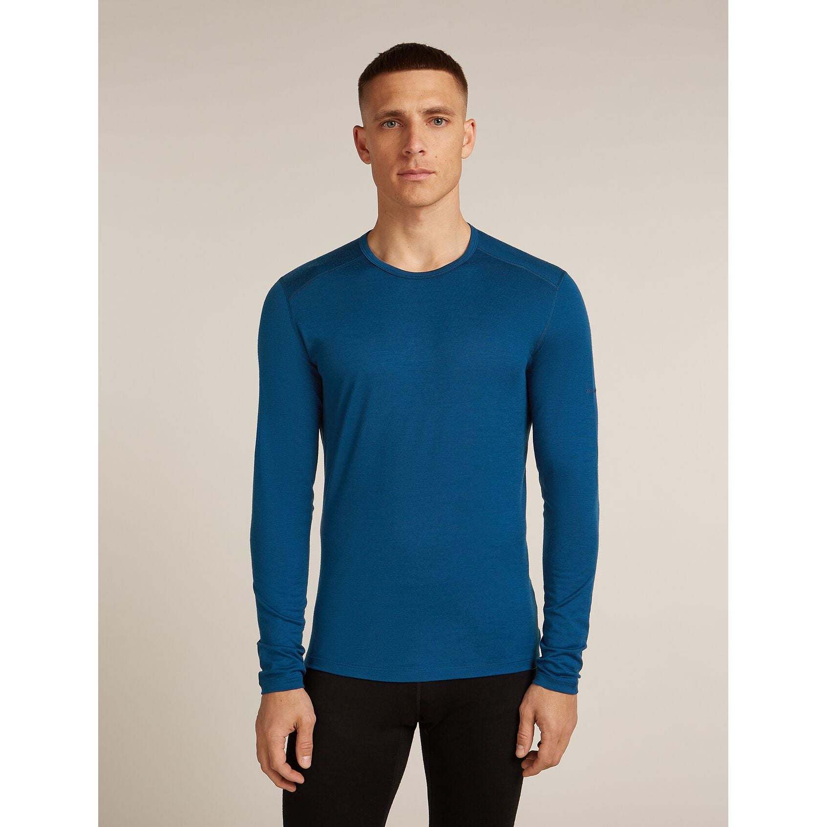 Icebreaker Men's 200 Oasis Long Sleeve Crewe Thermal Top
