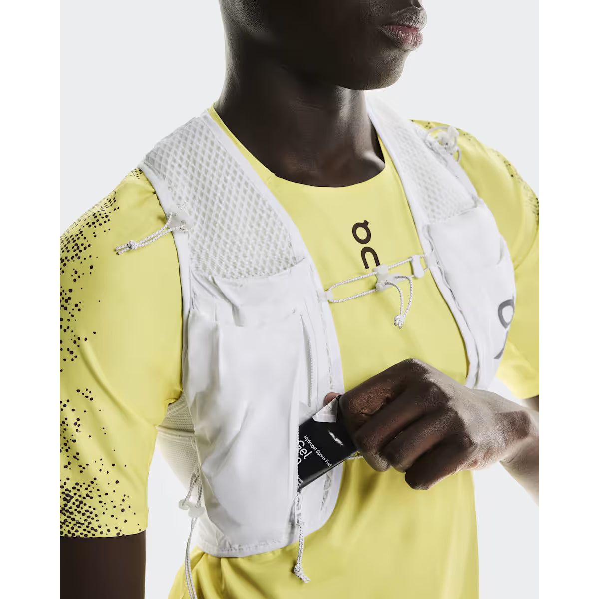 On Running Ultra Vest Pro