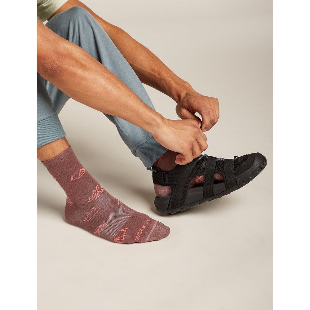 Icebreaker Men's Merino Lifestyle Ultralight Crew Socks Camp Essential