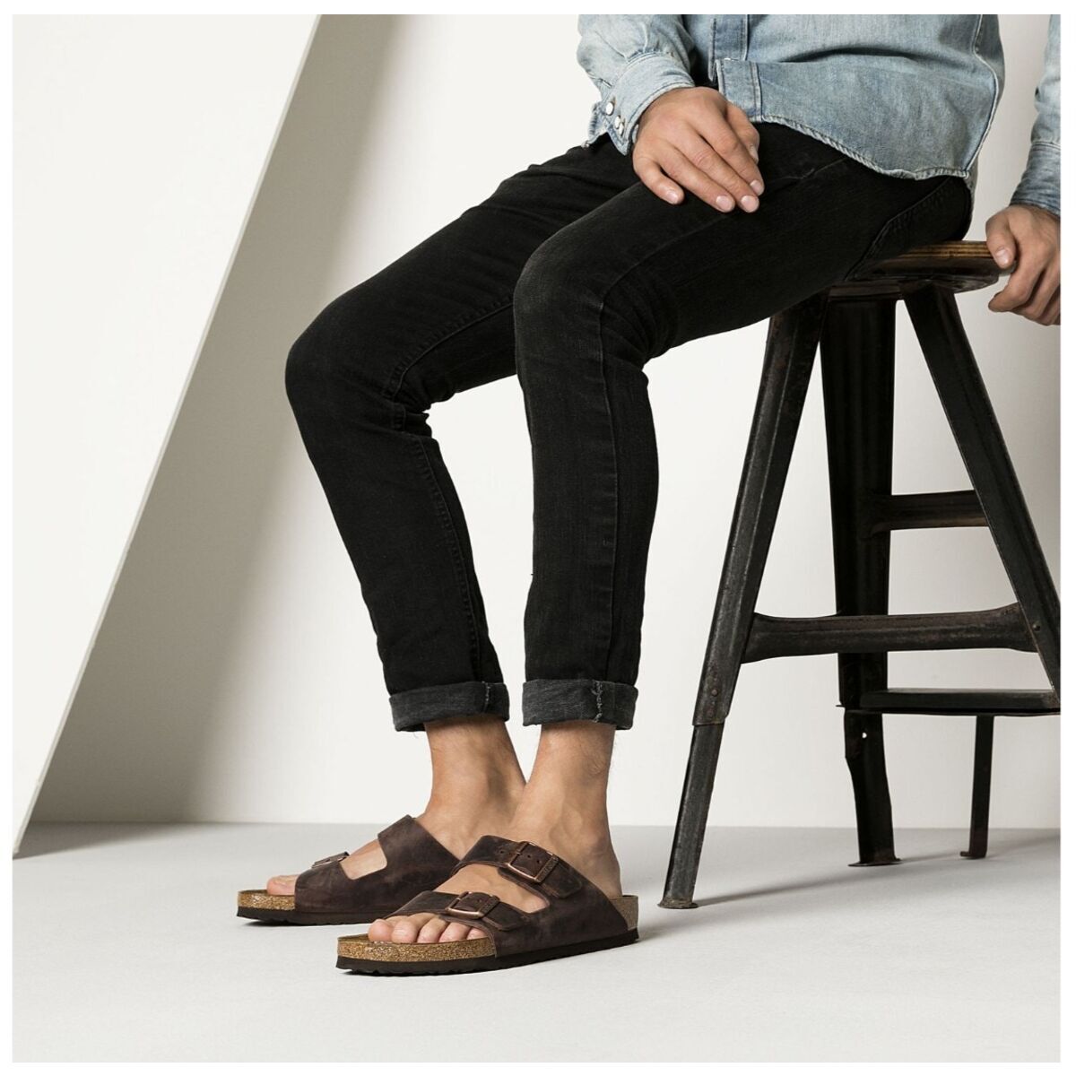 Birkenstock Arizona Oiled Leather (Narrow) Outside Sports