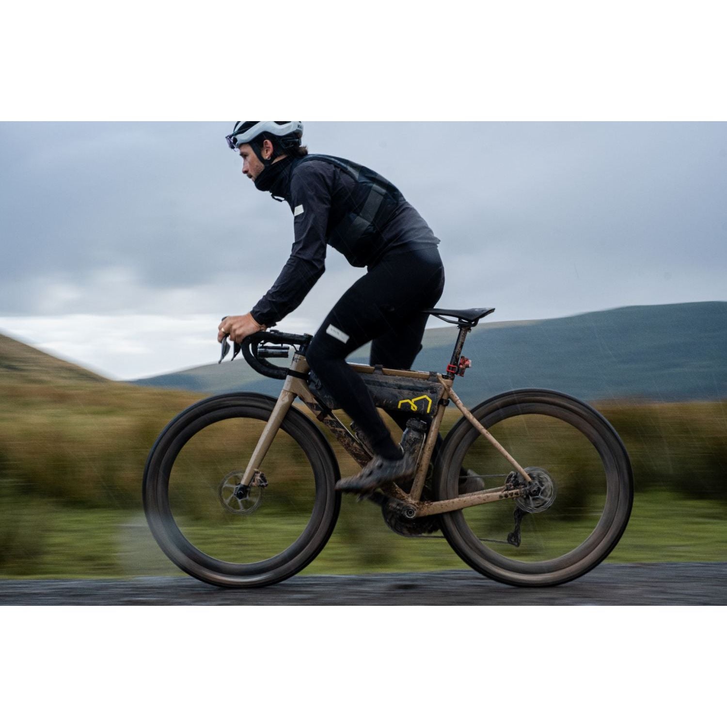 Apidura Expedition Compact Frame Pack (5.3L)