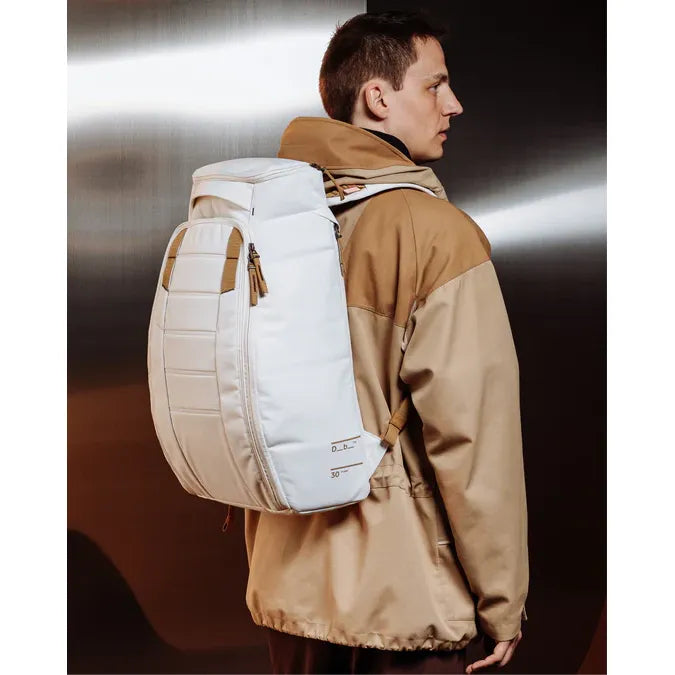 DB Hugger 30L Backpack