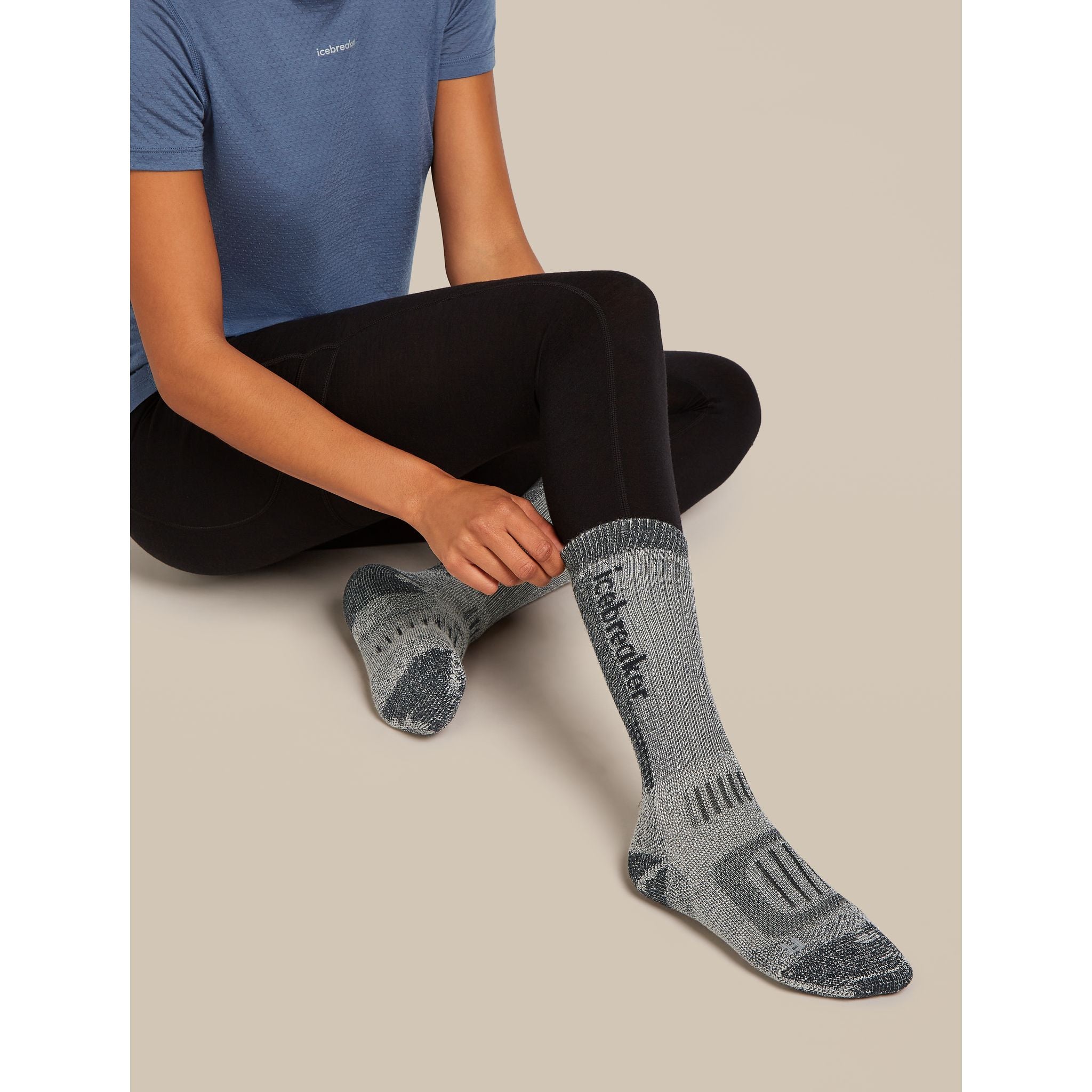 Icebreaker Women's Merino Hike+ Mountaineer Mid Calf