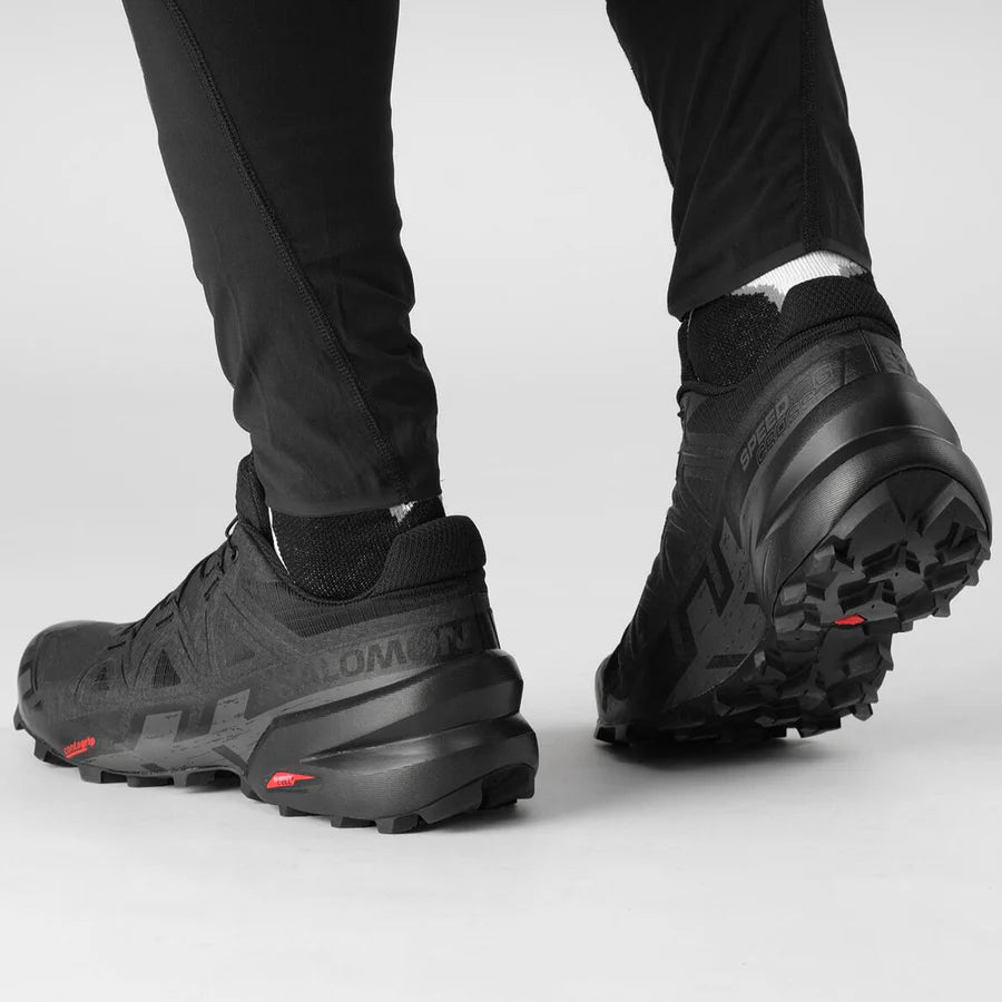 Salomon Men's Speedcross 6 Wide Trail Running Shoes