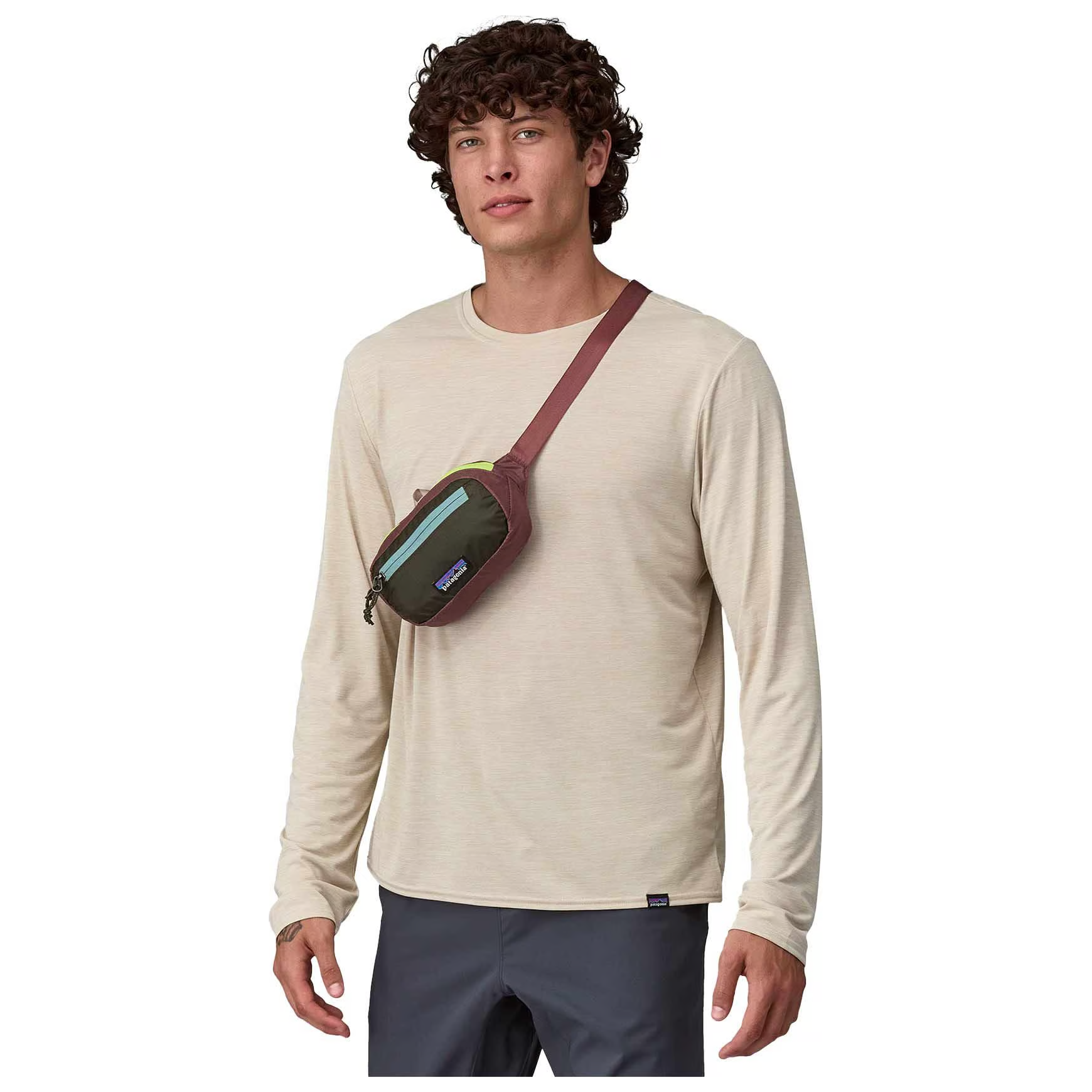 Patagonia Ultralight Black Hole Mini Hip Pack 1L