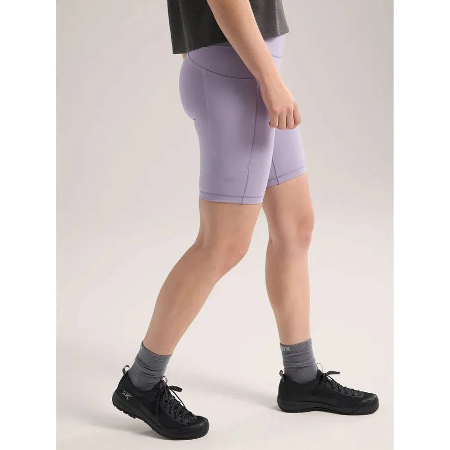 Arc'teryx Women's Essent High-Rise Short 8"