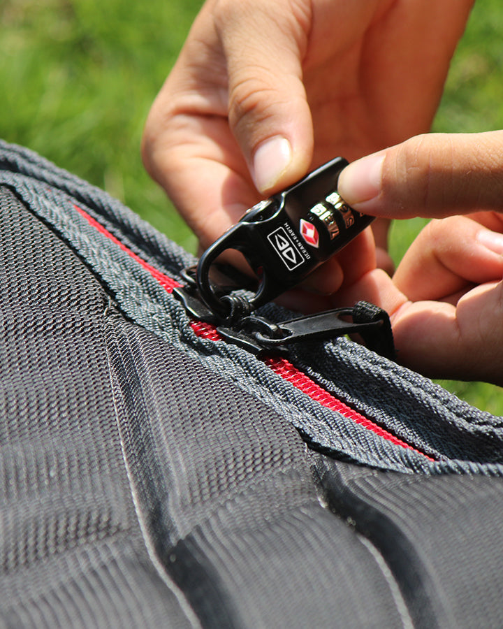 Ocean+Earth Travel Lock