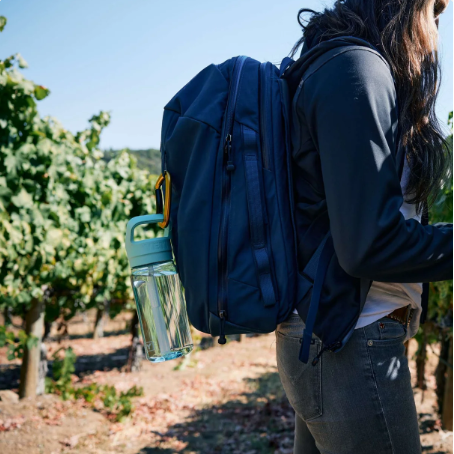 Yeti Yonder 600 ml Water Bottle with Straw Cap