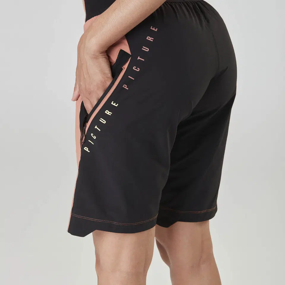 Picture Women's Vellir Stretch Bike Shorts