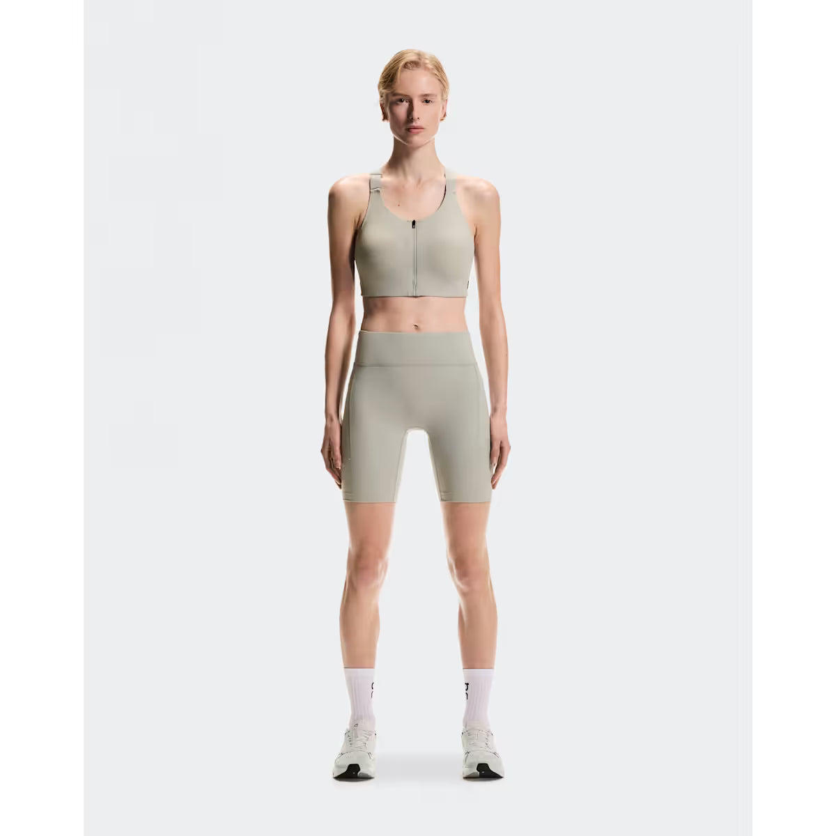 On Running Women's 8" Performance Tights