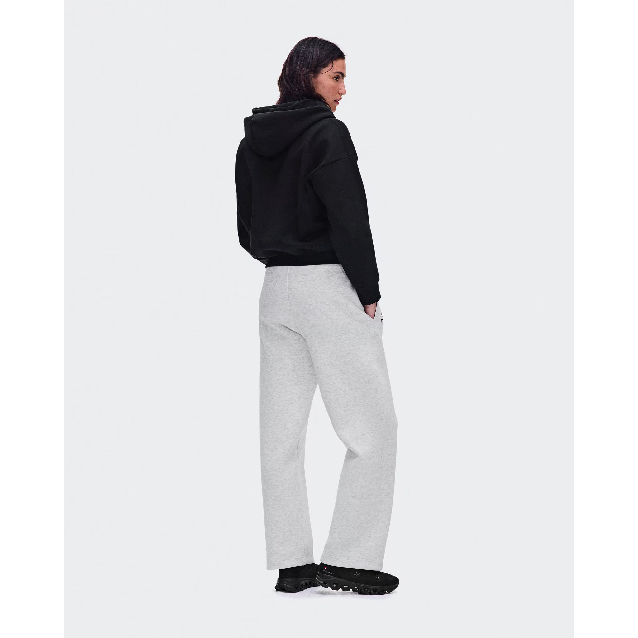 On Running Women's Focus Tech Sweatpants