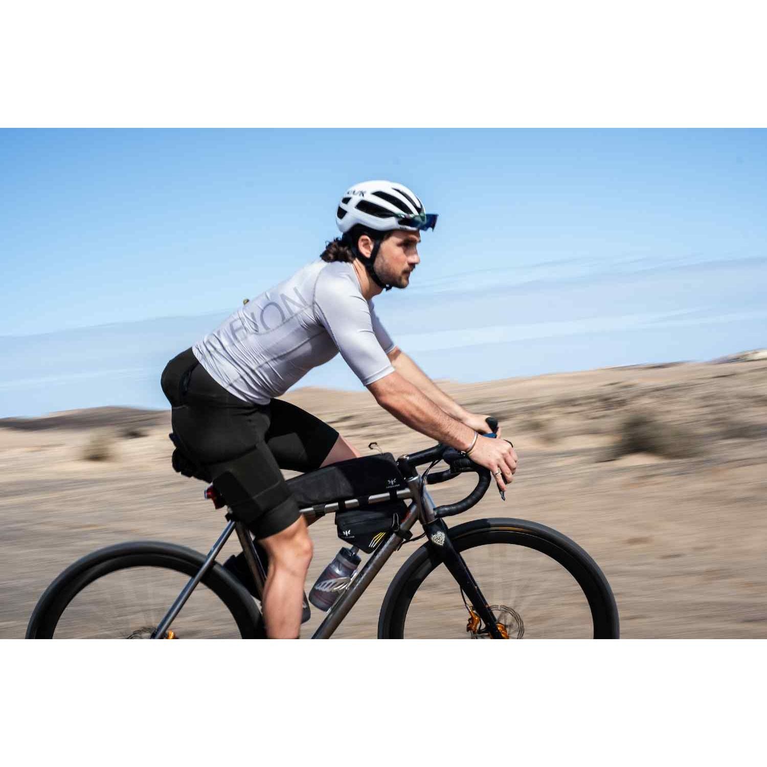 Apidura Racing Long Top Tube Pack (2L)