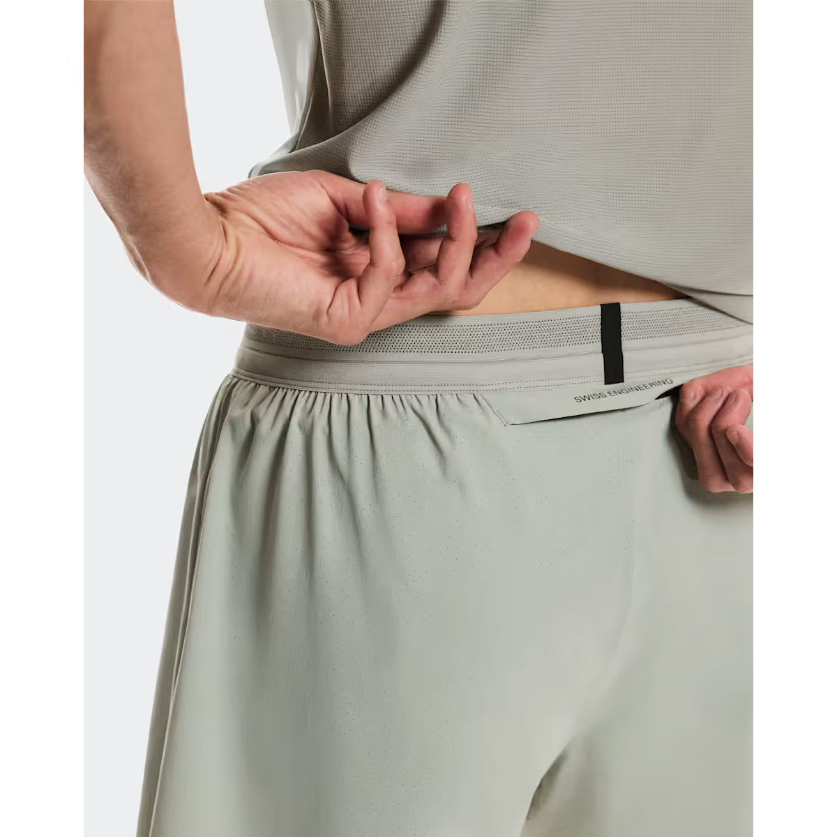 On Running Men's 5" Performance Shorts