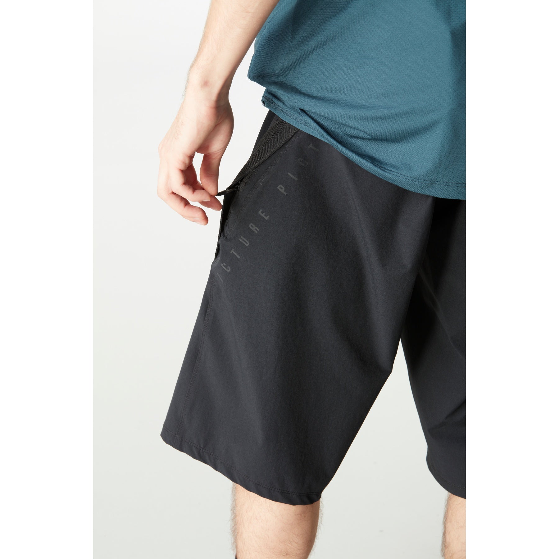 Picture Men's Vellir Long Bike Short