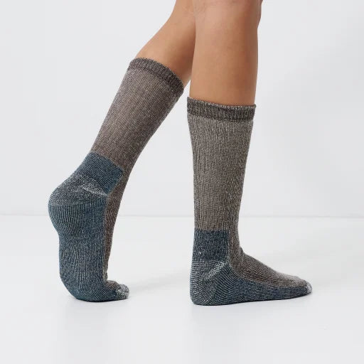 Smartwool Women's Classic Full Cushion Crew Hiking Socks