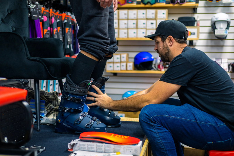 How Tight Should Ski Boots Be? The Complete Guide to Ski Boot Fit