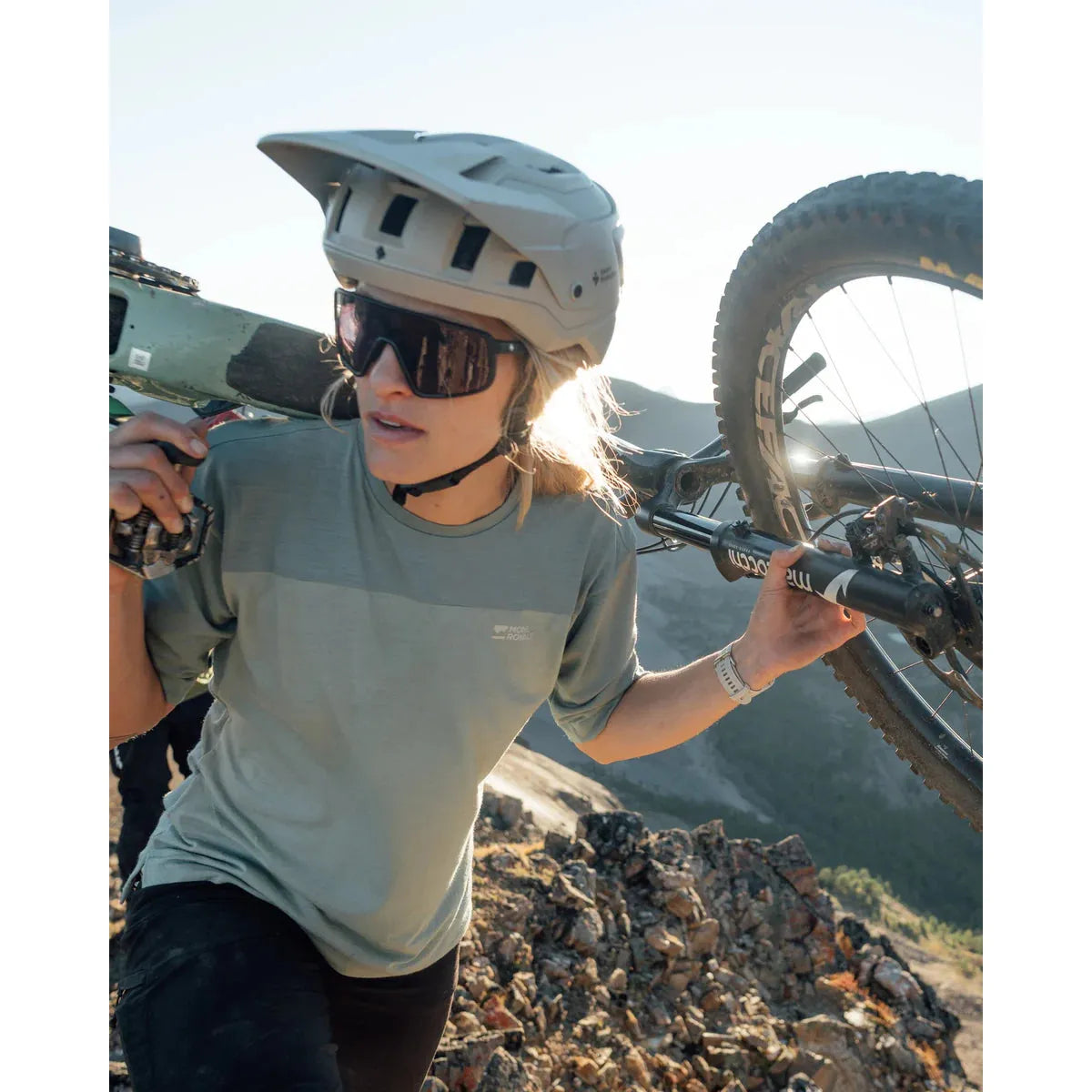 Mons Royale Women's Diversion Merino Bike Jersey Short Sleeve