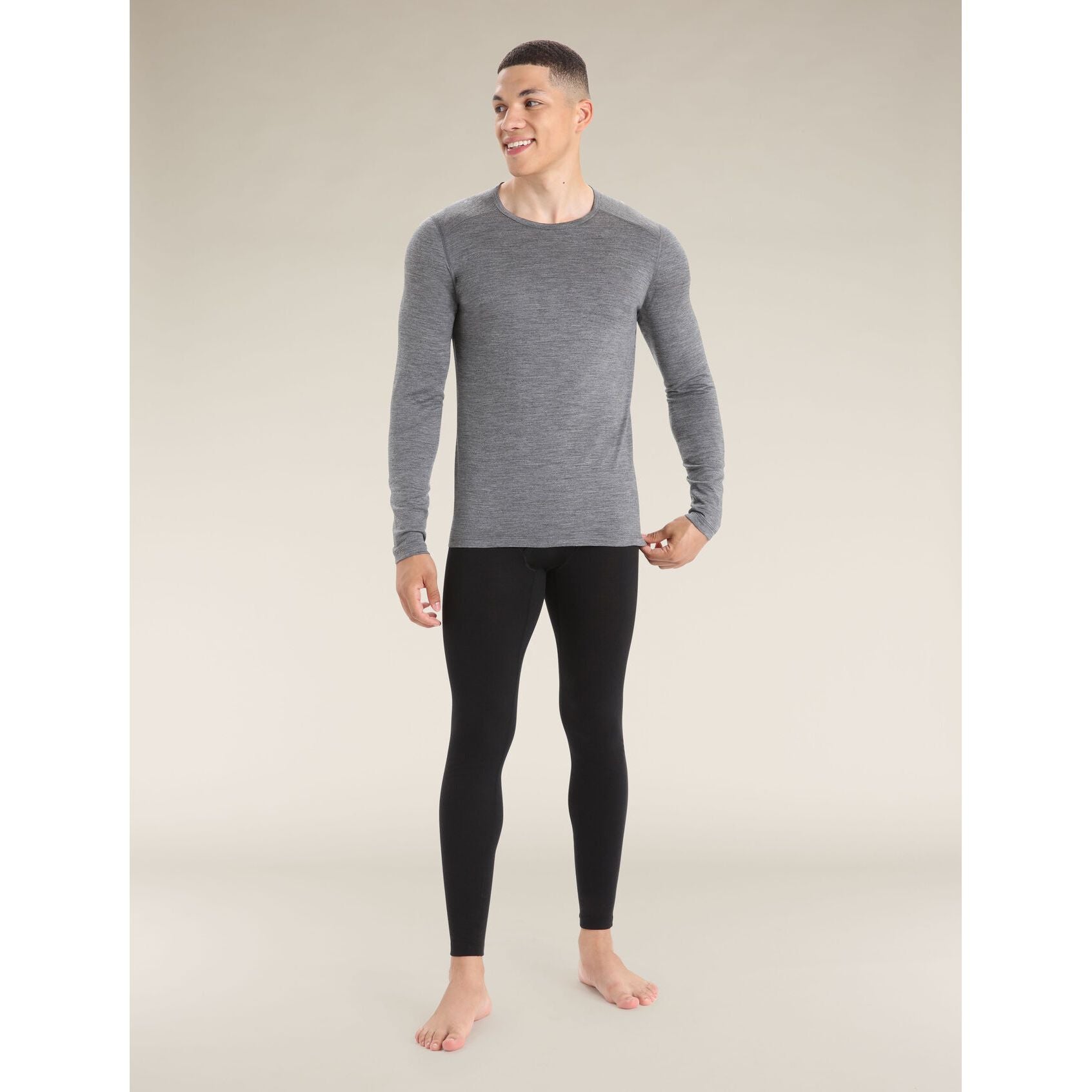 Icebreaker Men's 200 Oasis Long Sleeve Crewe Thermal Top