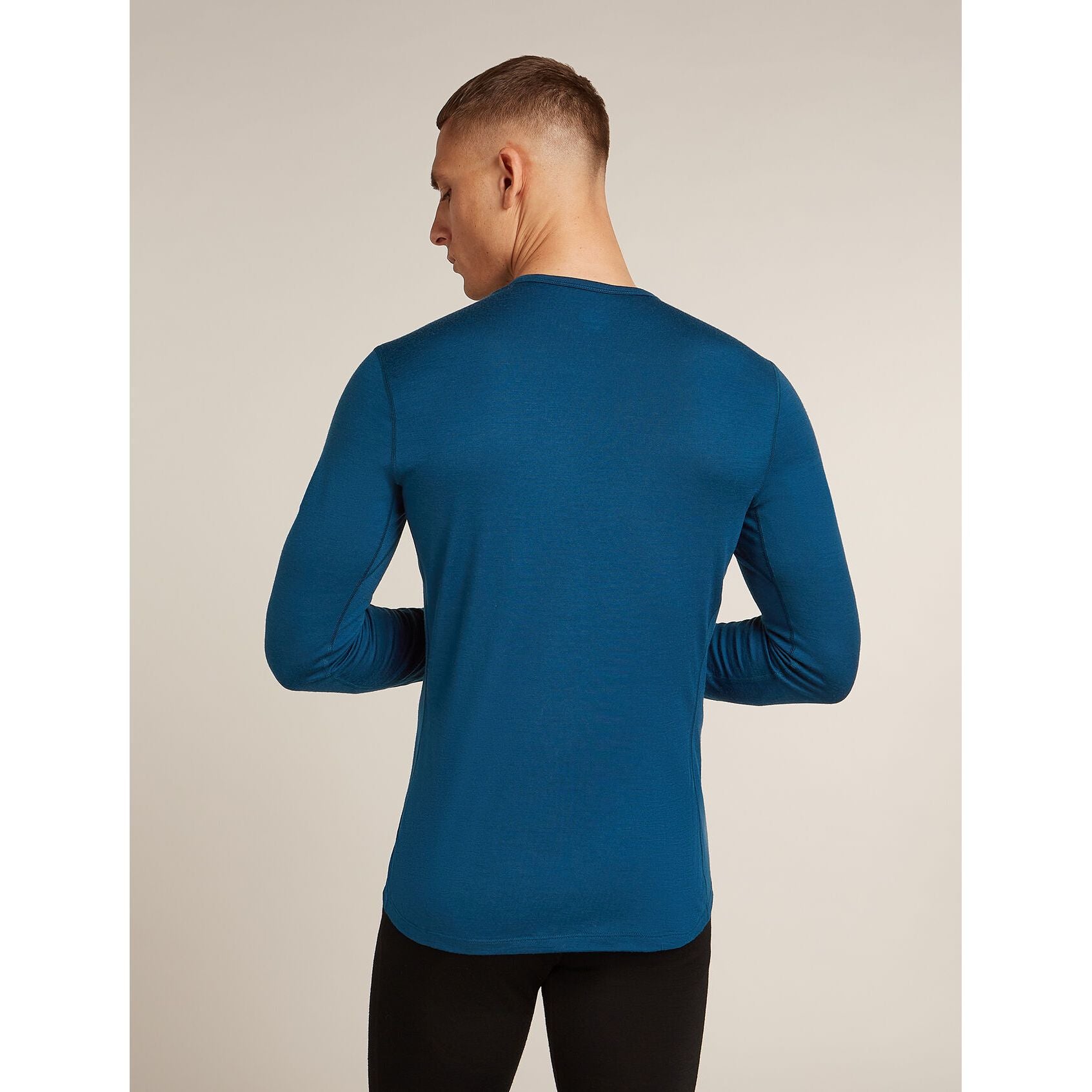 Icebreaker Men's 200 Oasis Long Sleeve Crewe Thermal Top