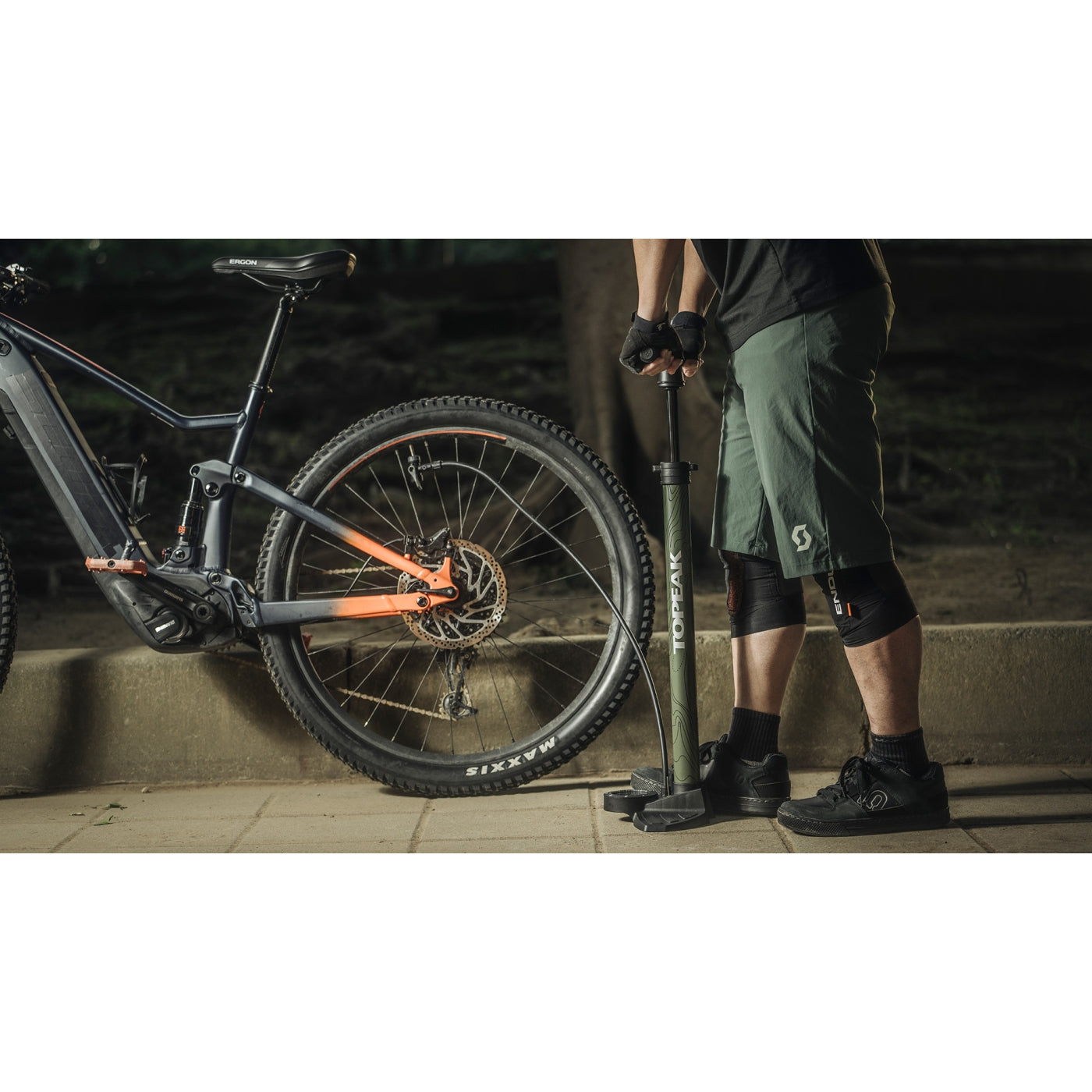 Topeak Floor Pump Joeblow Mountain II 60psi