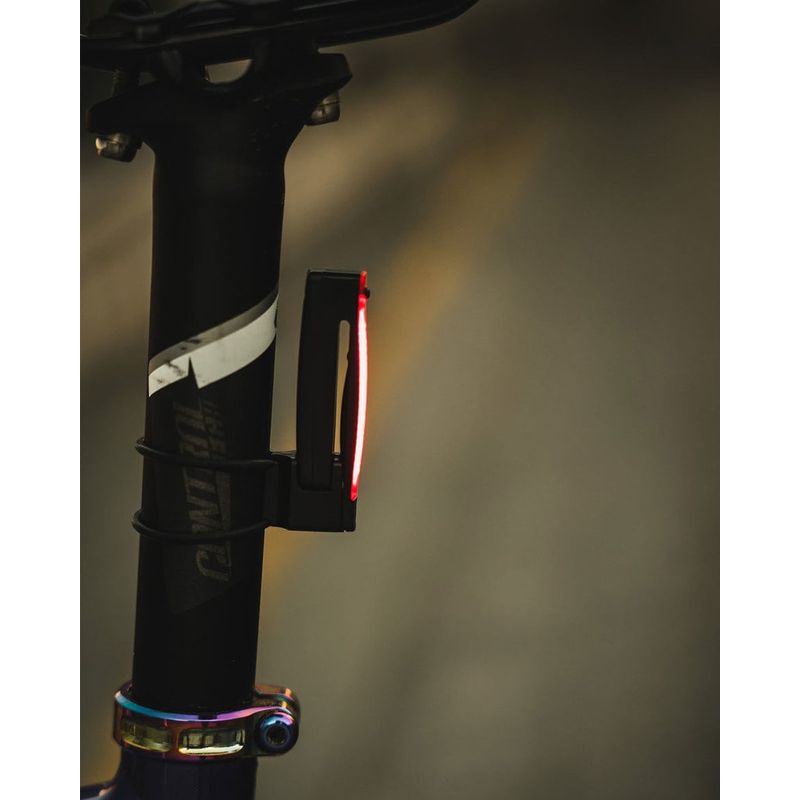 Knog Blinder 600 + Plus Bike Light Set - Front and Rear