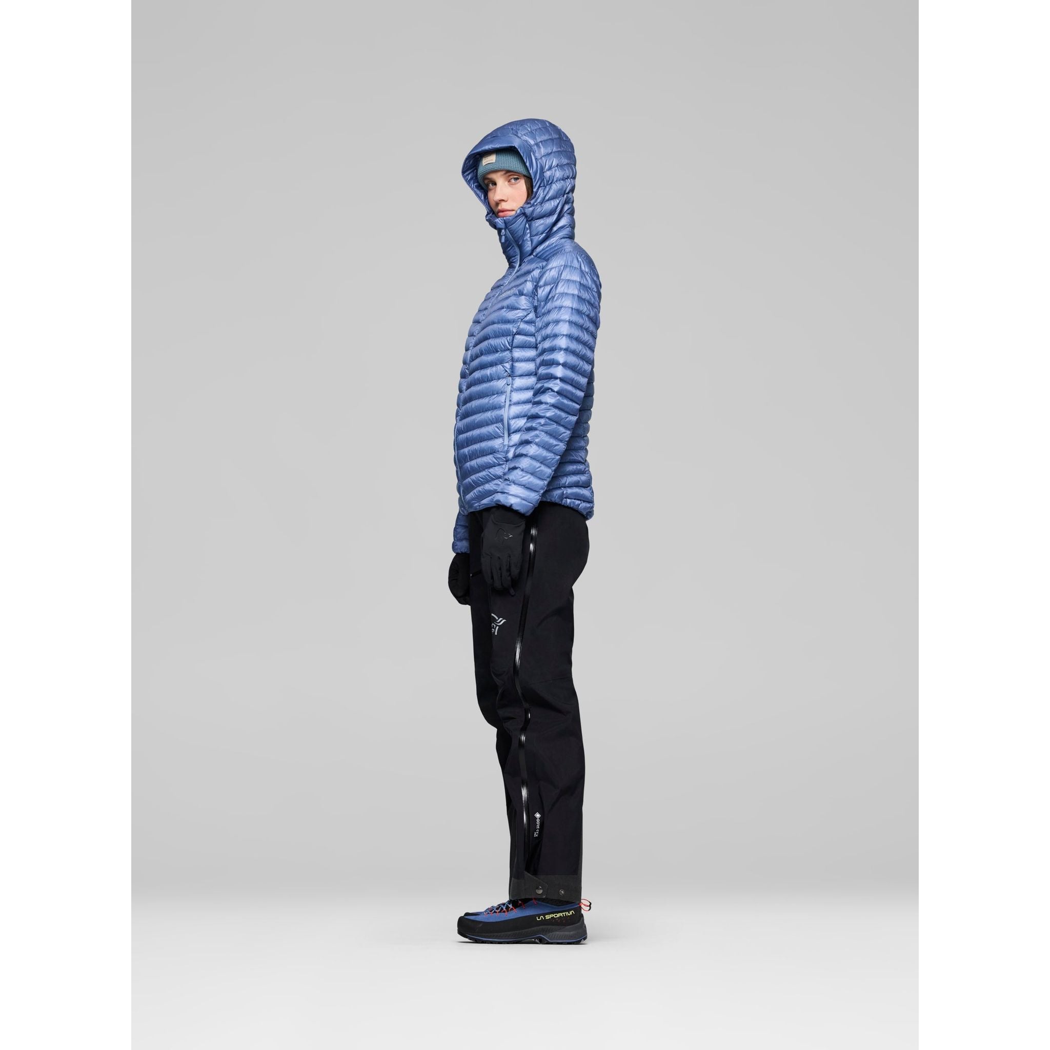 Norrona Women's Trollveggen Superlight Down800 Hood