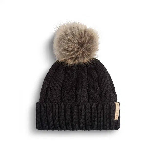 Picture Ezah Beanie '24