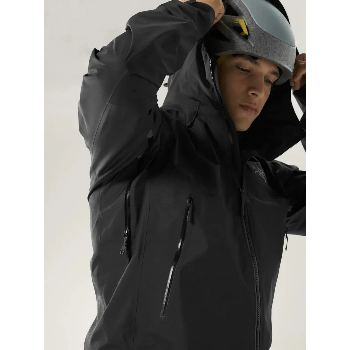 Arc'teryx Men's Beta SL Jacket