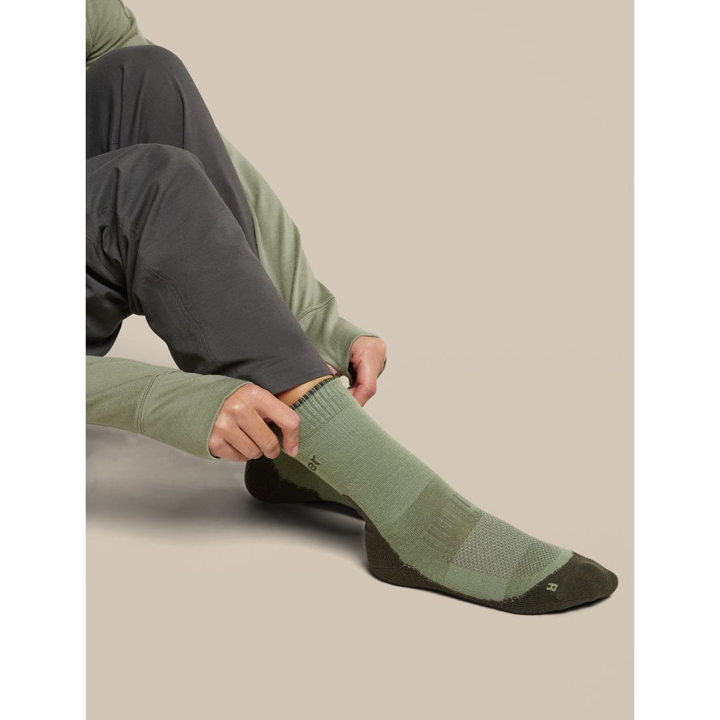 Icebreaker Women's Merino Hike+ Light Crew Socks
