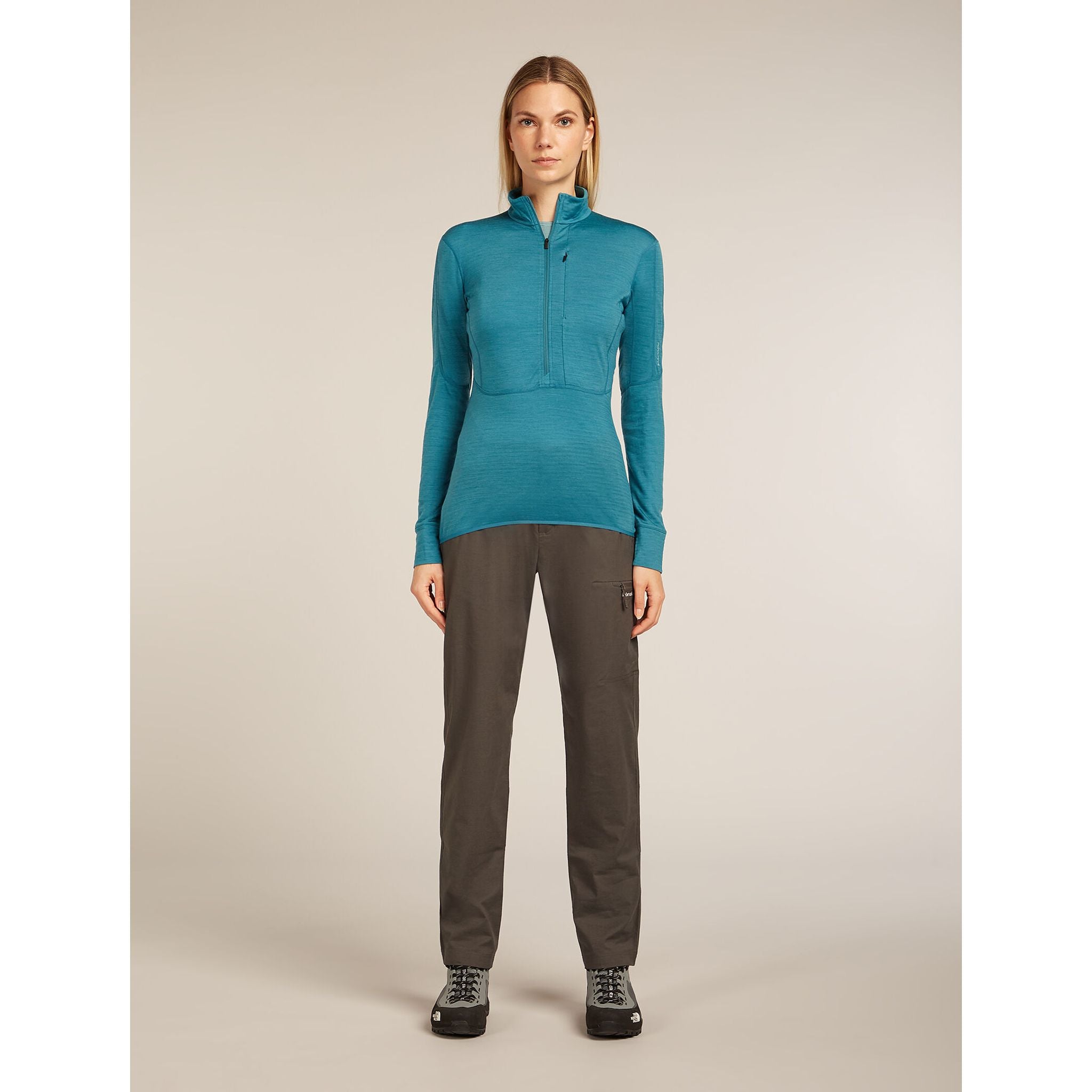 Icebreaker Women's Merino 200 RealFleece Descender Long Sleeve Half Zip