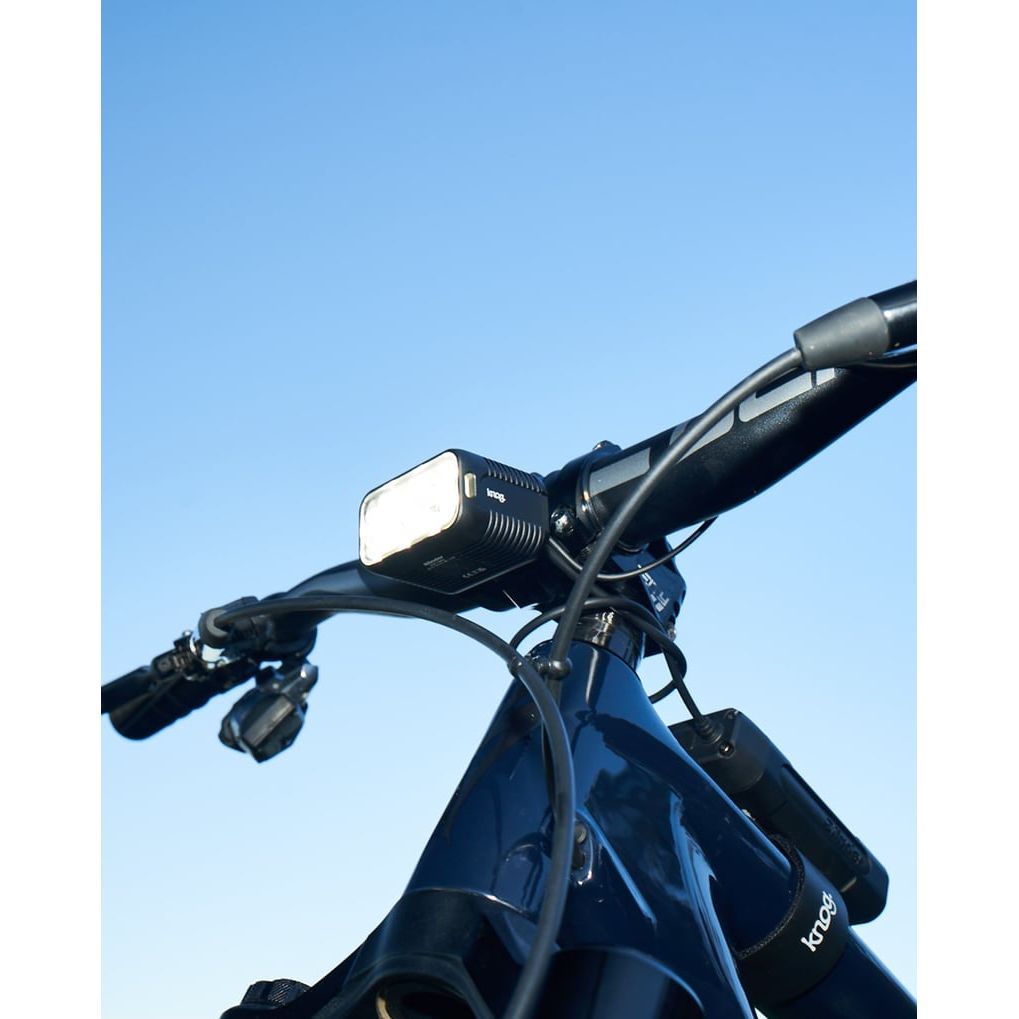 Knog Blinder X 1800 Lumen Front Bike Light - With Battery