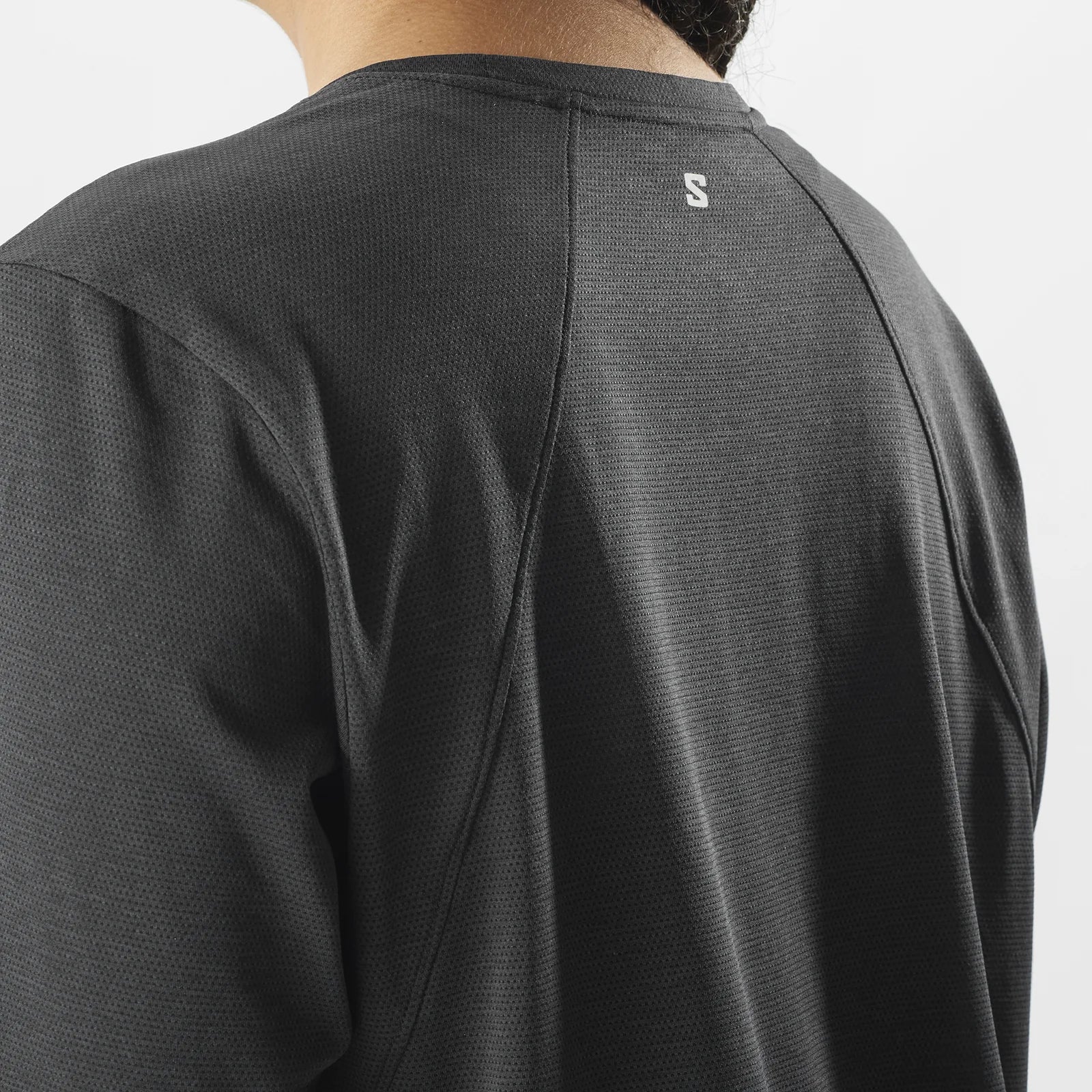 Salomon Women's Shakeout Core Long Sleeve Tee