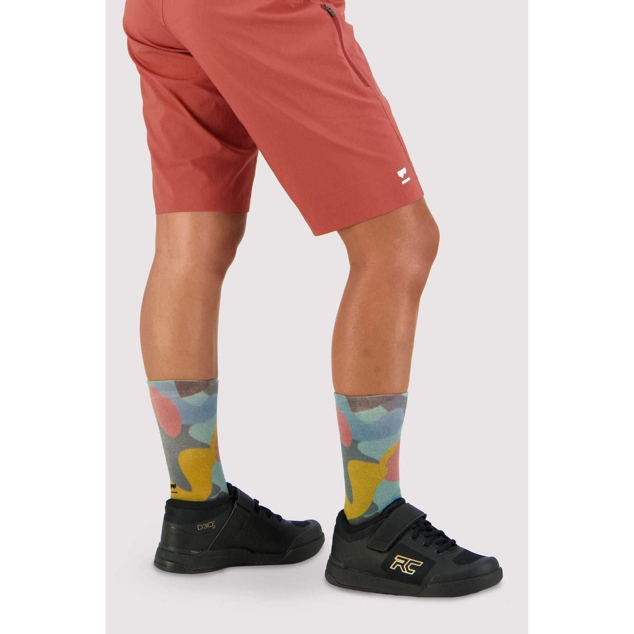 Mons Royale Unisex Atlas Crew Sock Digital Outside Sports