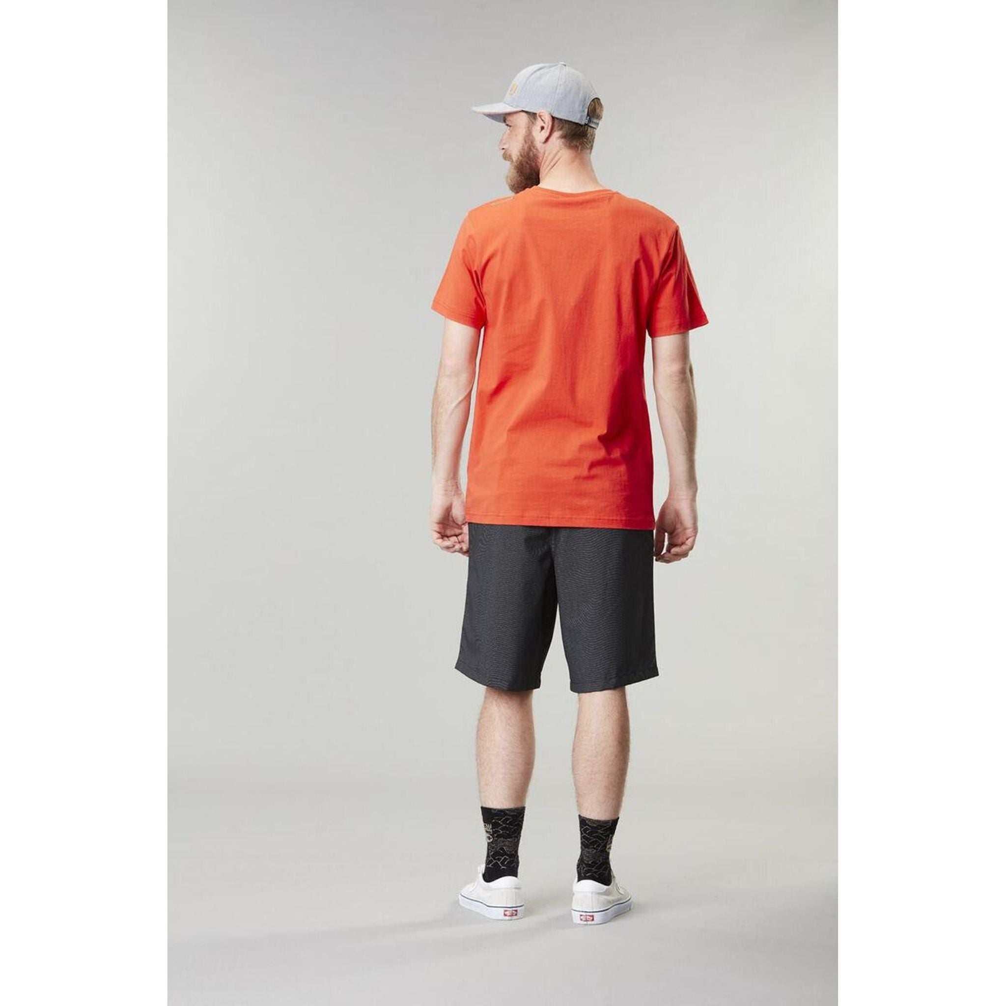 Picture Men's Authentic Tee Outside Sports