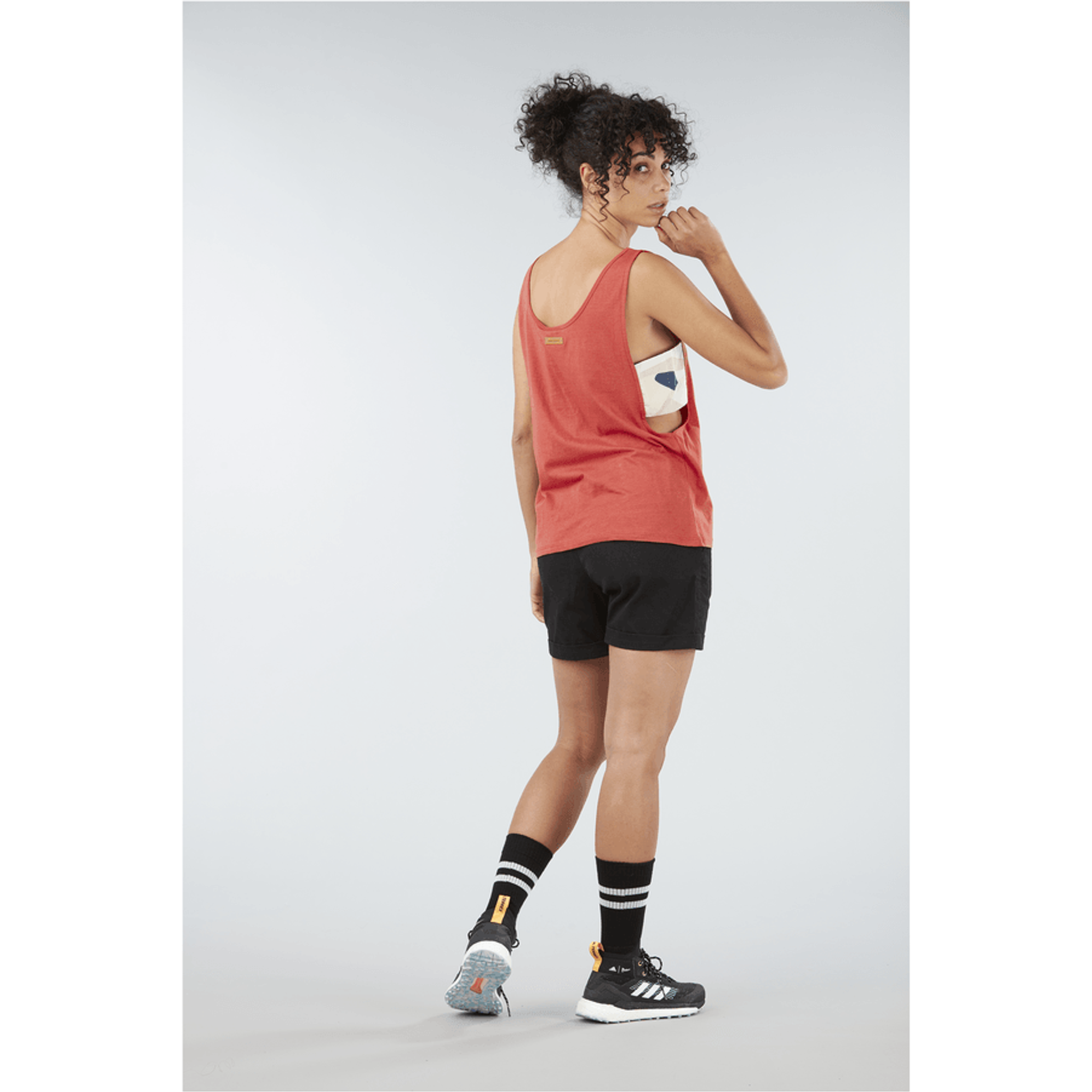 Picture Womens Didal Top Outside Sports