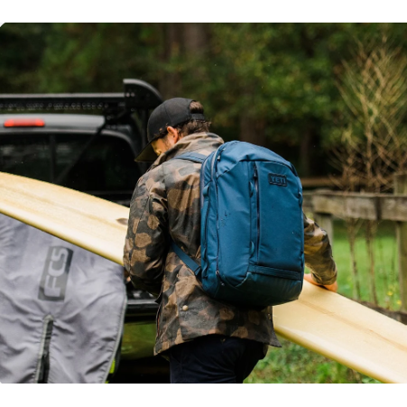YETI Crossroads 27L Backpack