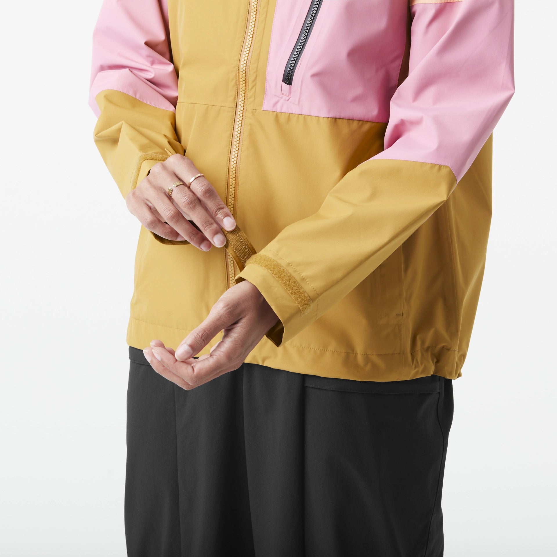 Picture Women's Abstral+ 2.5L Jacket