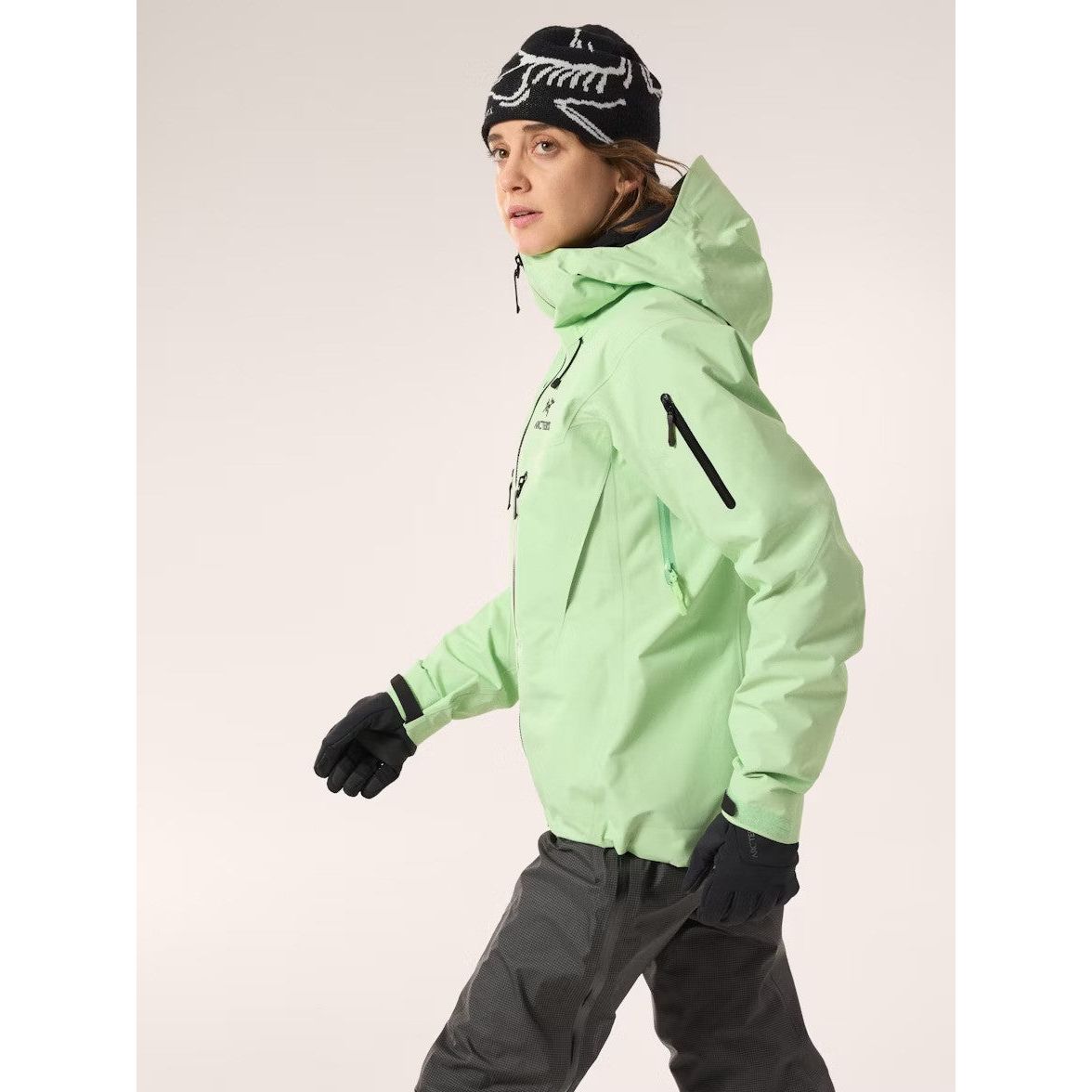 Arc'teryx Women's Alpha SV Jacket