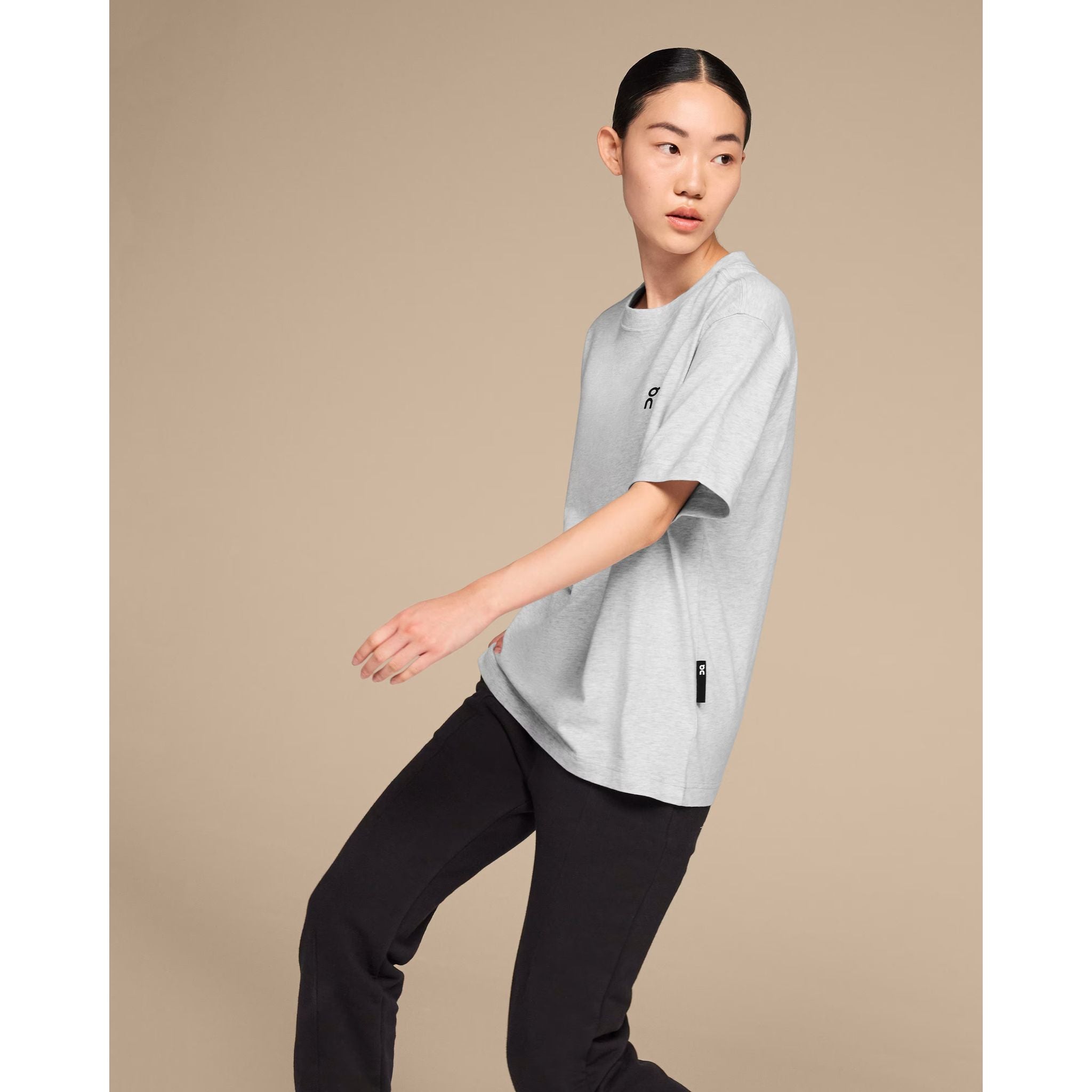 On Running Women's Club T-Shirt