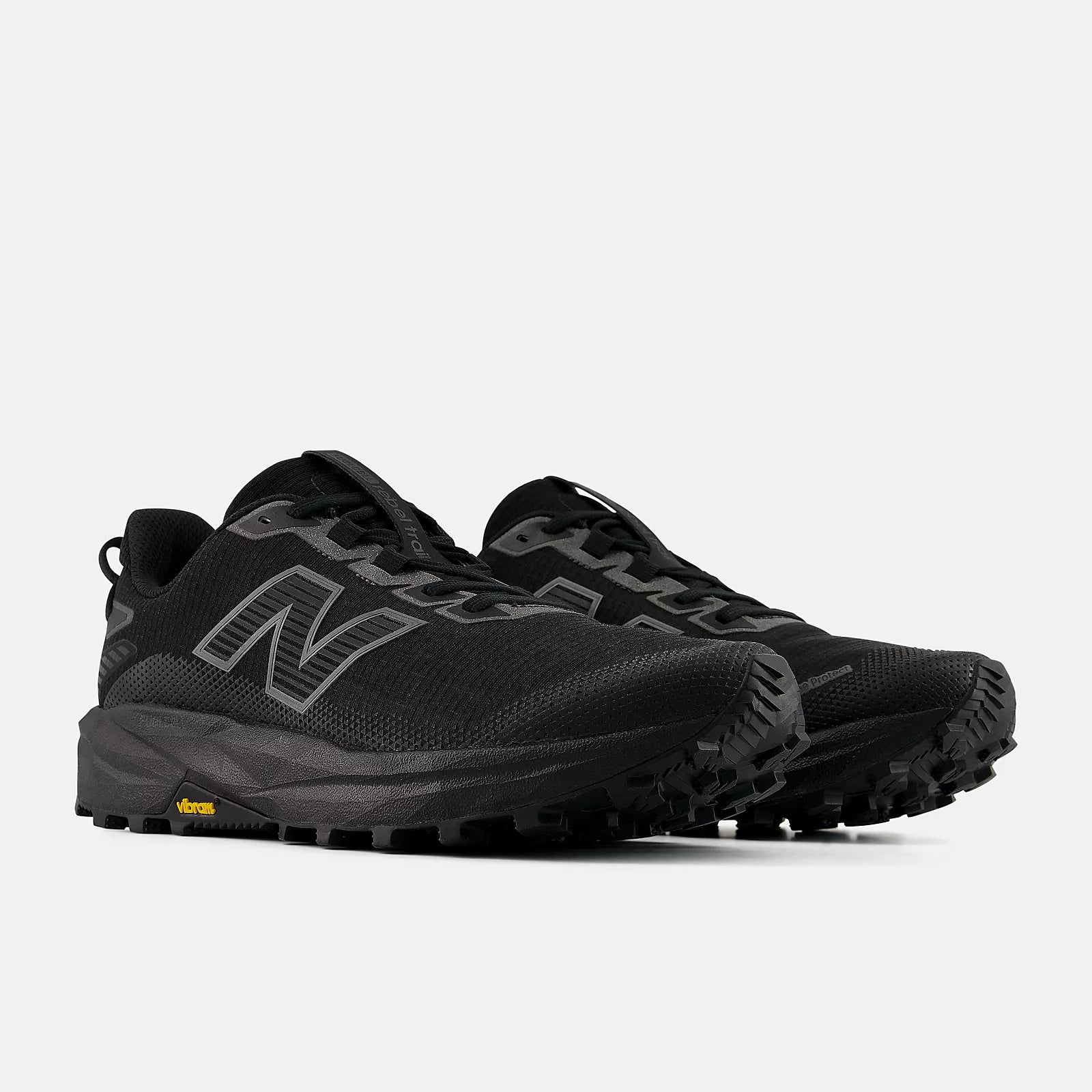 New Balance Men's Fuel Cell Rebel Trail v1 Trail Running Shoes