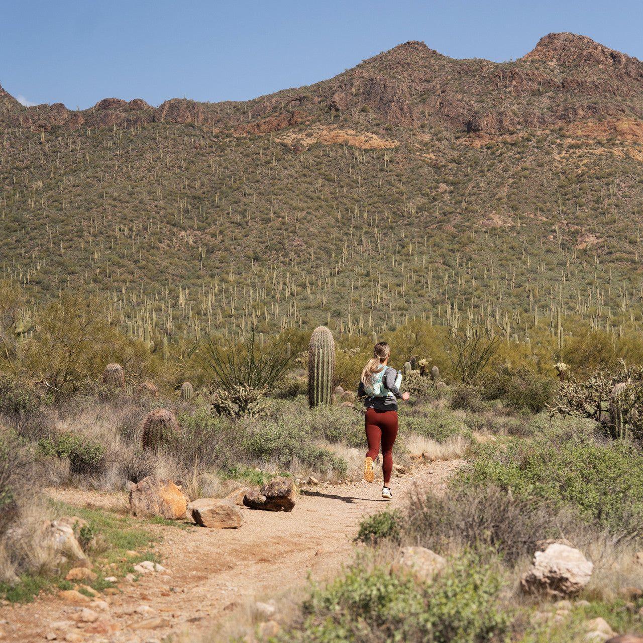 Ultimate Direction Womens Mountain Vesta 6.0 <span style="background-color:rgb(246,247,248);color:rgb(28,30,33);"> All </span>